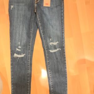Women’s jeans